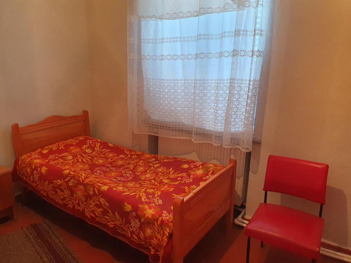 Firuza Hostel Borzsomi Kültér fotó