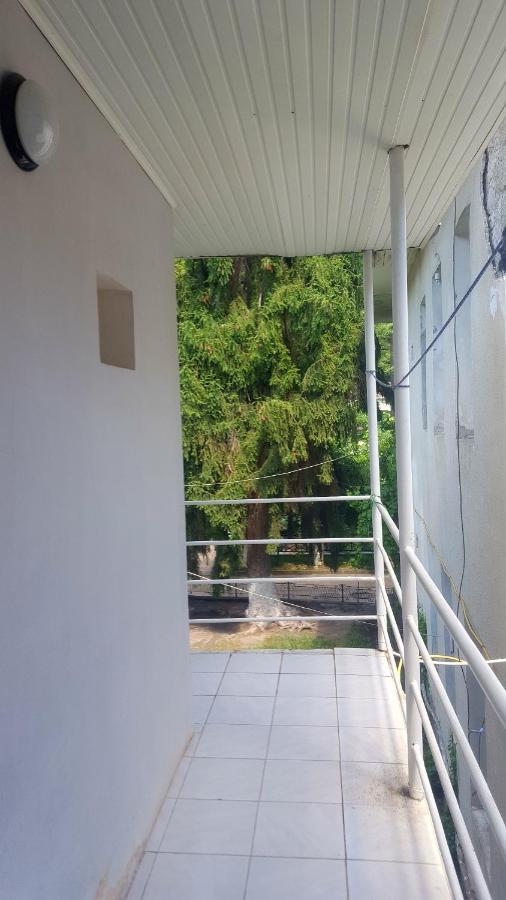 Firuza Hostel Borzsomi Kültér fotó