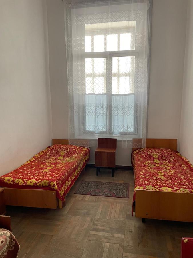 Firuza Hostel Borzsomi Kültér fotó