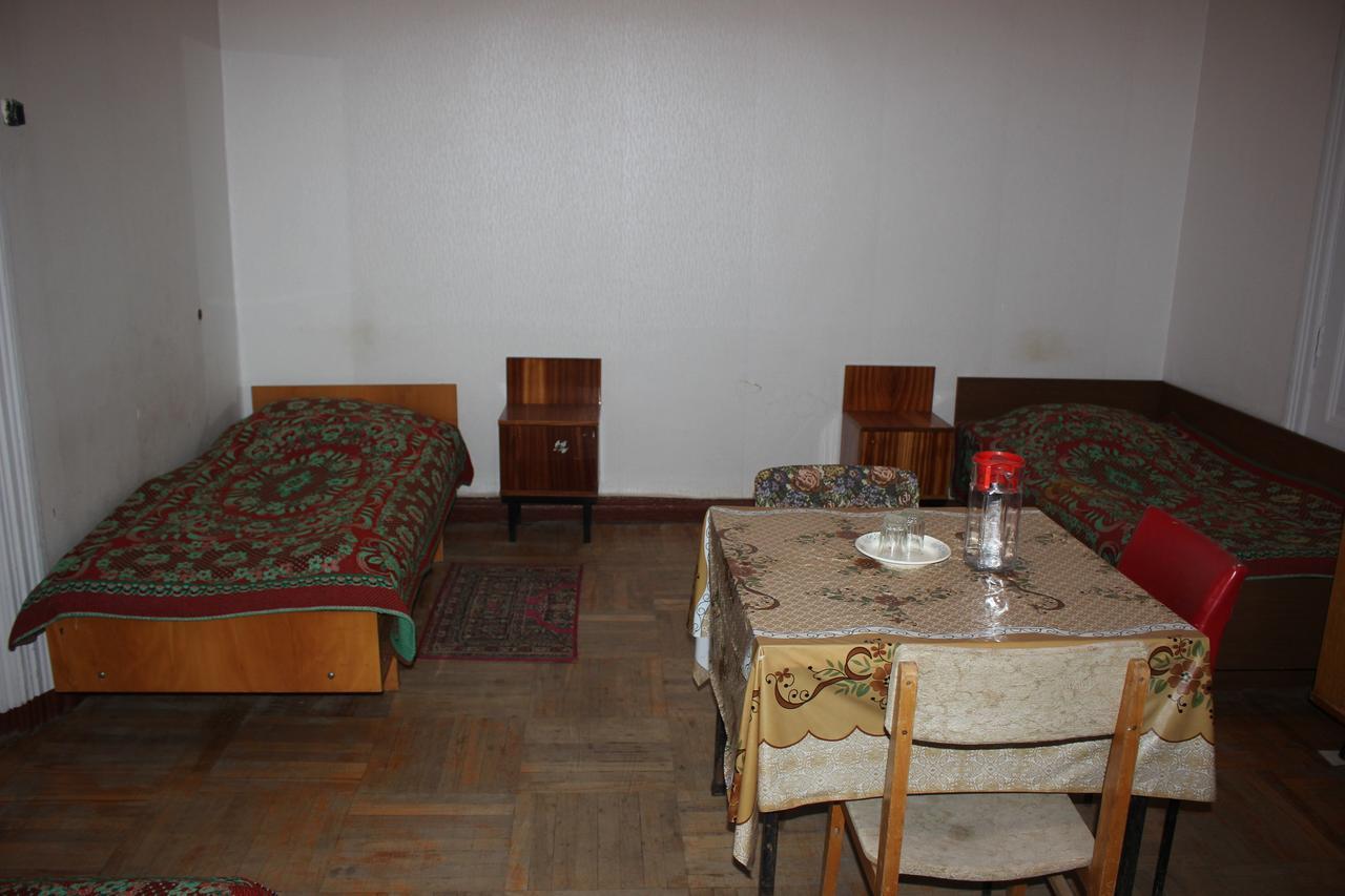 Firuza Hostel Borzsomi Kültér fotó