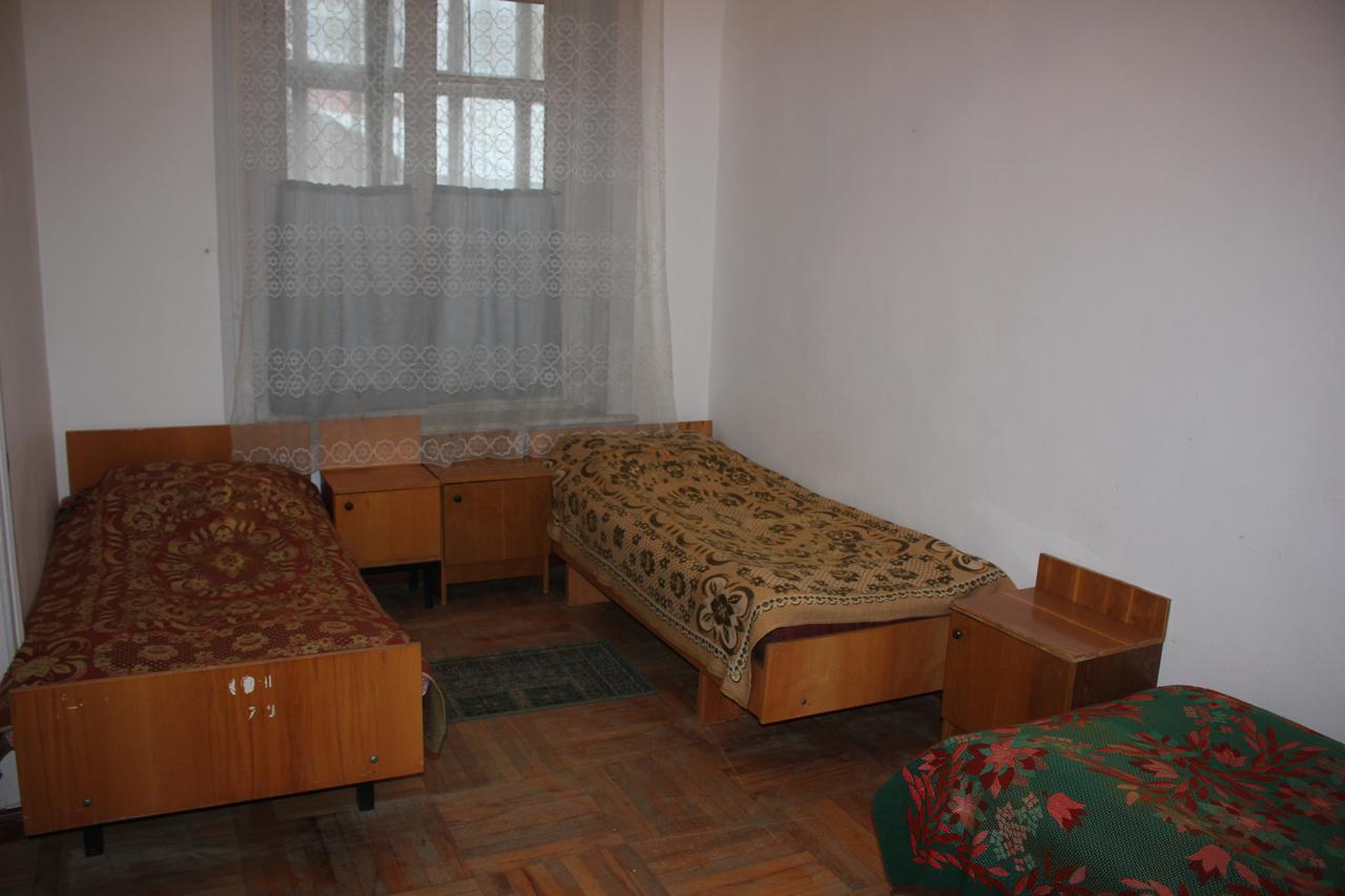 Firuza Hostel Borzsomi Kültér fotó